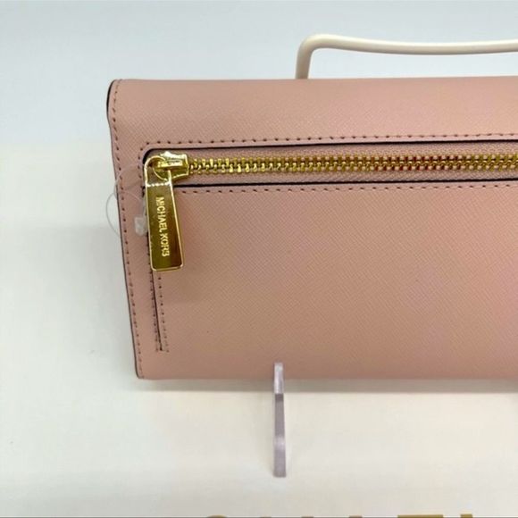 Michael Kors Trifold Wallet Powder Blush Leather - Picture 3 of 8